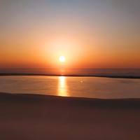 Bon début de semaine à tous ! On a hâte d’ouvrir demain, et pour commencer cette semaine, voici un magnifique coucher de soleil prise par notre moniteur Sullian ! On adore le bassin d’ #arcachon et on envie déjà tous les élèves qui vont pouvoir naviguer sur le bassin l’été prochain !Vous aussi vous aimez les couchers de soleil en bord de mer ? Tagger nous !#5oceans #arcachon #permisbateau #sunset #landscape #photography #bordeaux #paris